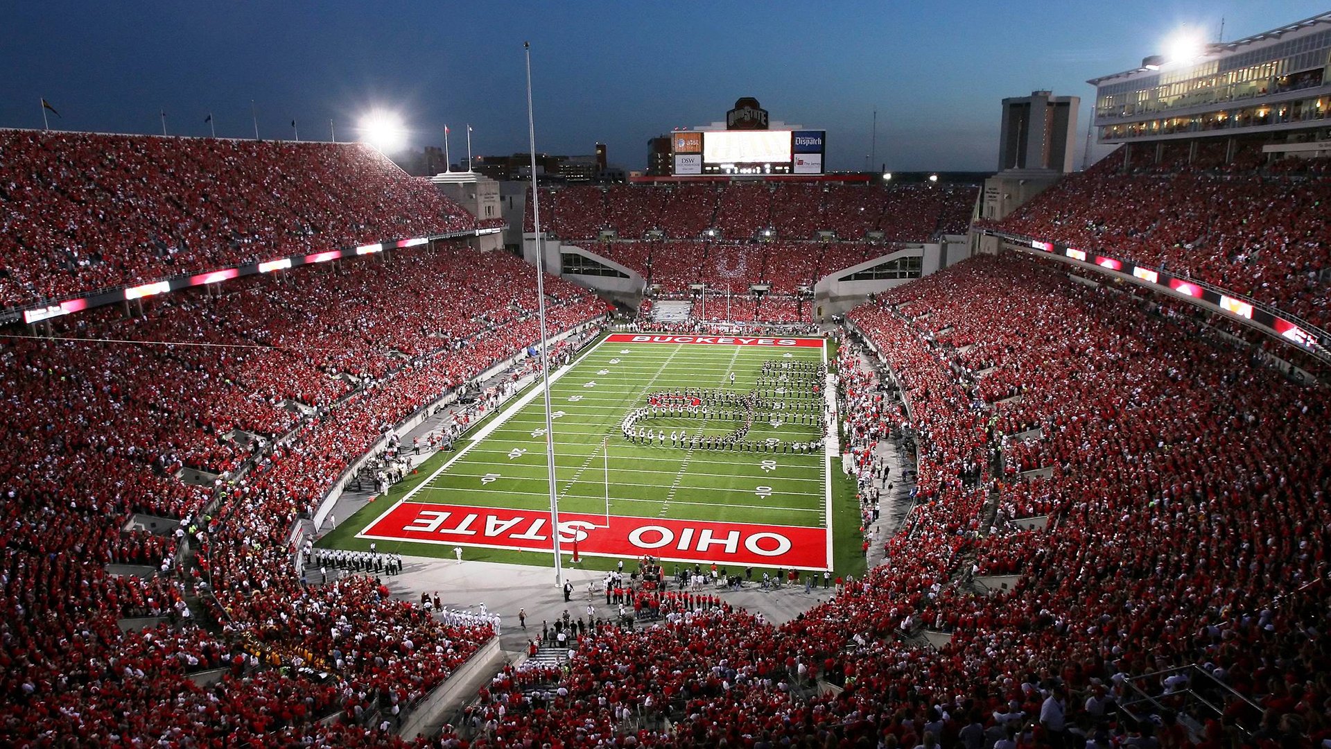 灰熊对阵活塞，霍勒迪关键进球定乾坤