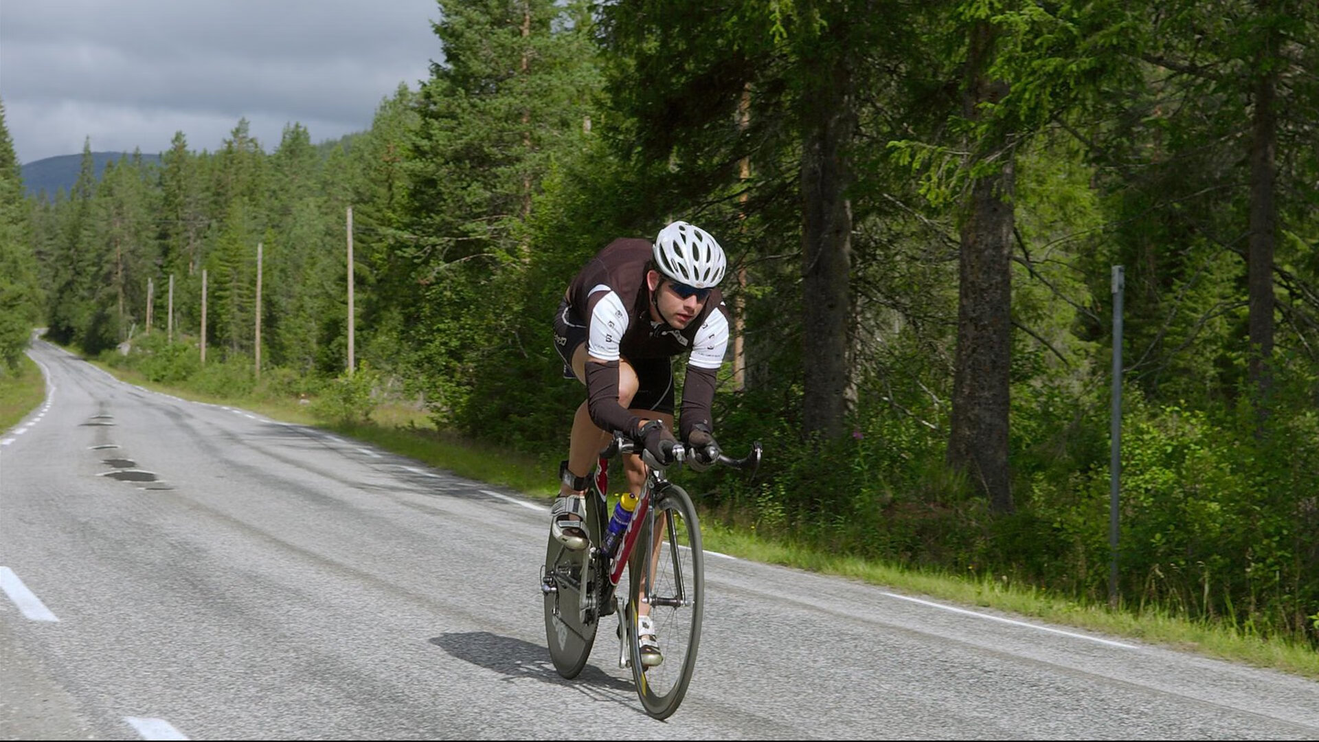 维也纳的奇迹，当梁靖崑的纪录之夜遇上奥地利足球的荣耀